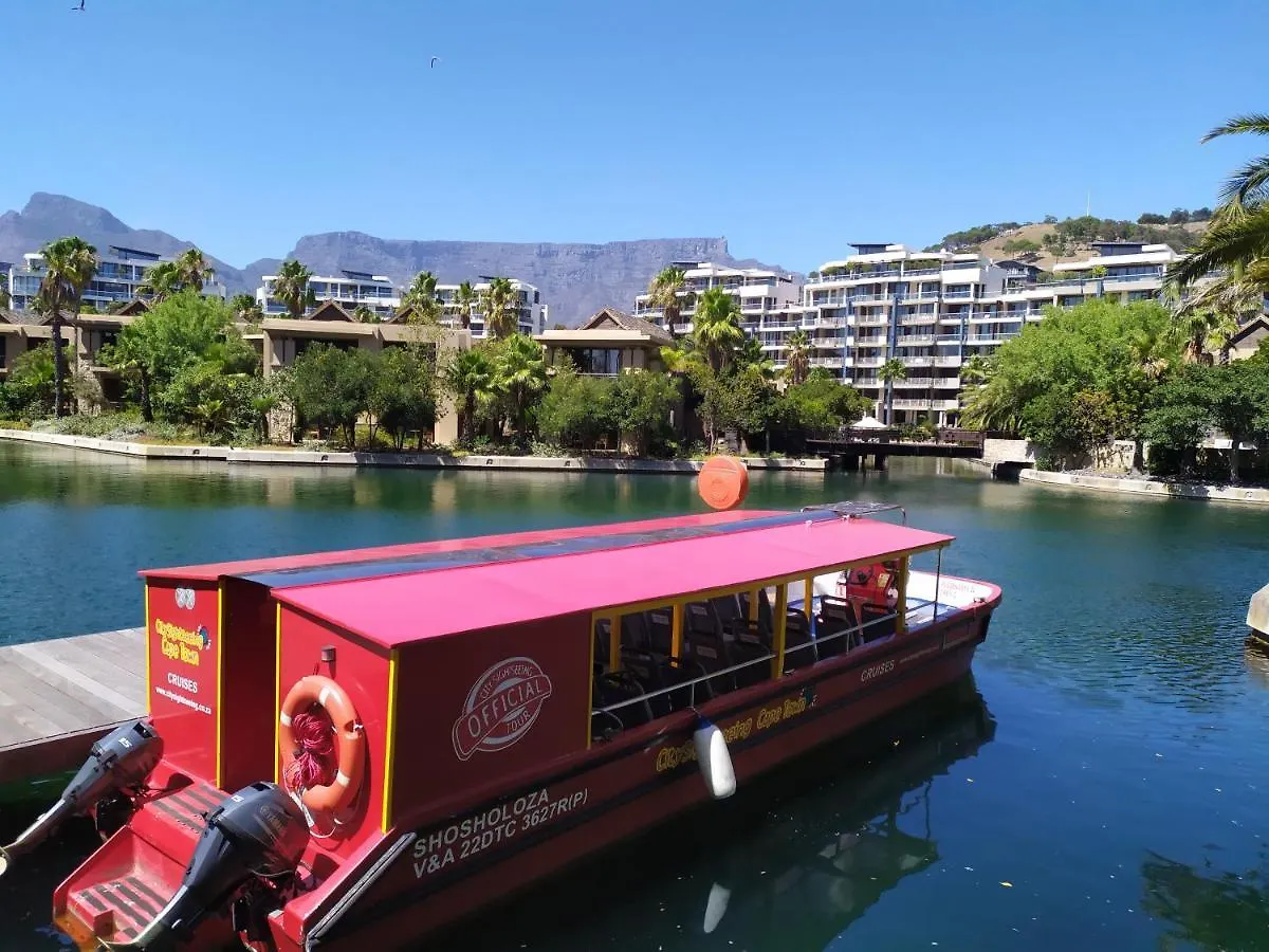 One Bedroom Apartment - Fully Equipped Waterfront Based Cape Town