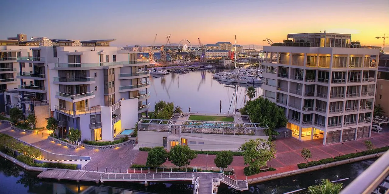 One Bedroom Apartment - Fully Equipped Waterfront Based Cape Town